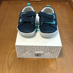 Ten little baby boys shoes 5.5